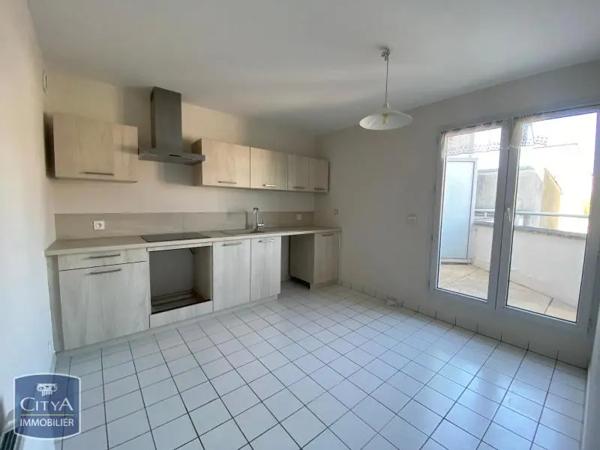 Appartement à louer 5 pièces 115.19m² Poitiers (86000)
