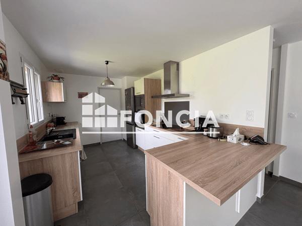 Location Maison 6 pièces 101.8 m² - 3 ROUTE DE SAINT-SENOCH Verneuil-sur-indre 37600