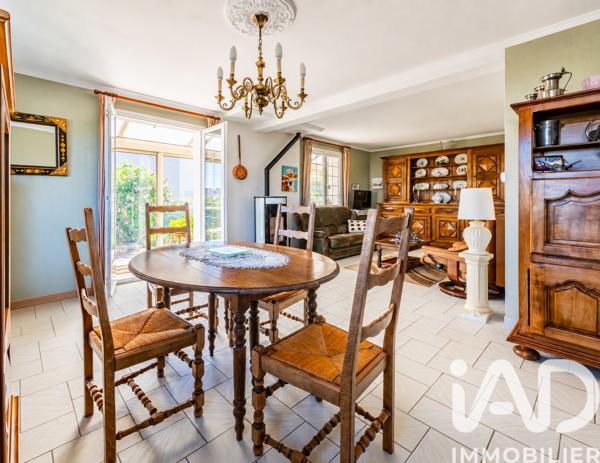 Maison à vendre 5 pièces 125 m² Fontaine-lès-Dijon