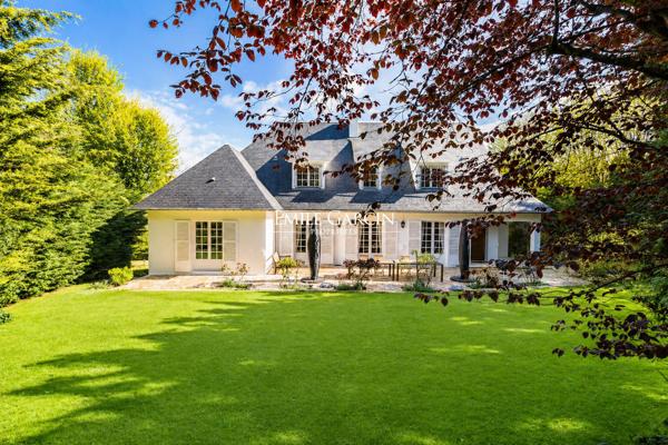 A vendre- Maison- Marly le Roi-460 m²- terrain 2427 m²