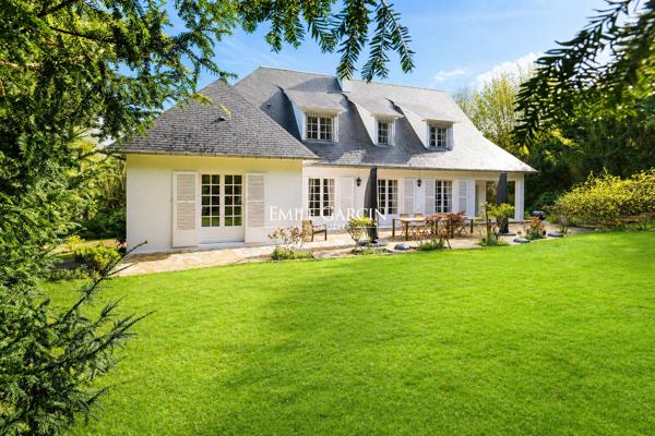 A vendre- Maison- Marly le Roi-460 m²- terrain 2427 m²