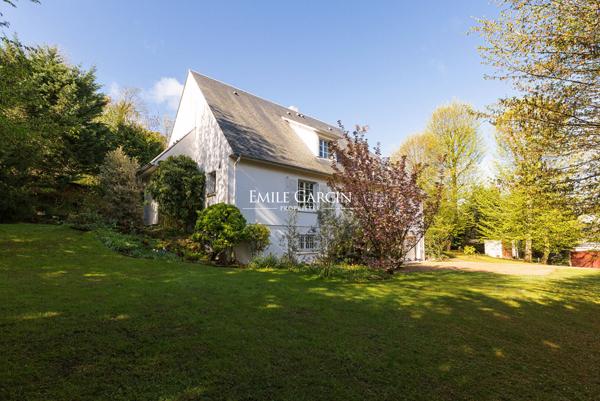 A vendre- Maison- Marly le Roi-460 m²- terrain 2427 m²