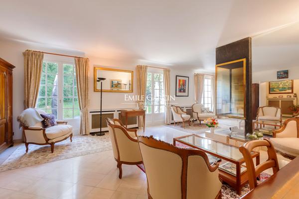 A vendre- Maison- Marly le Roi-460 m²- terrain 2427 m²