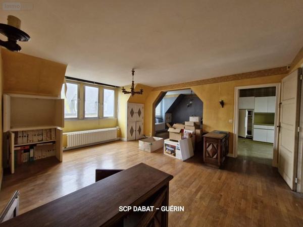 Immeuble à vendre à Saint-Hilaire-du-Harcouët dans la Manche (50600), ref : 080/2658