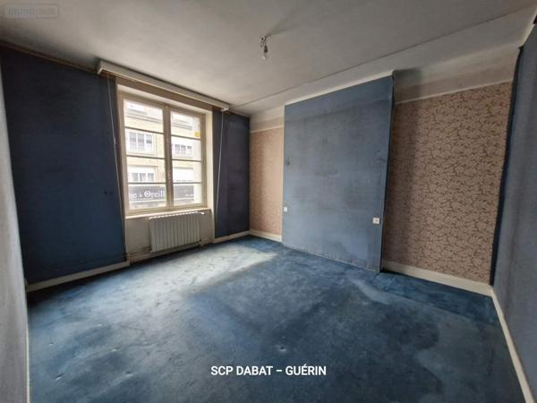 Immeuble à vendre à Saint-Hilaire-du-Harcouët dans la Manche (50600), ref : 080/2658