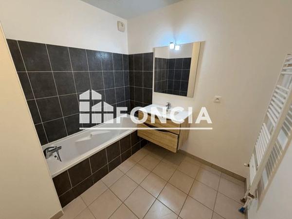 Location Appartement 3 pièces 65.02 m² - BATIMENT C Tours 37100