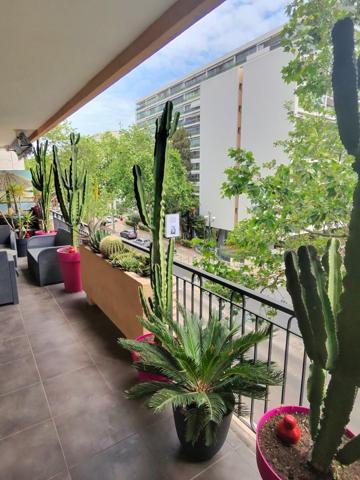 Appartement, terrasse-jardin de 2 créateurs de parfums