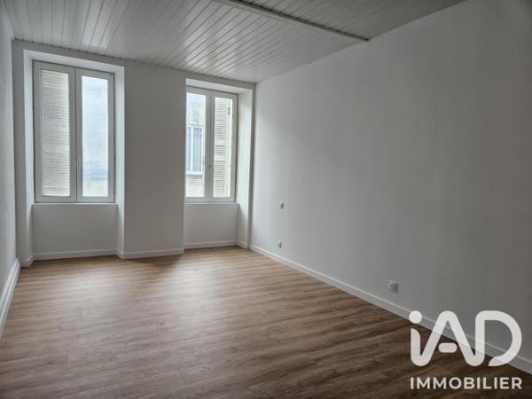 Location appartement 3 pièces 91 m² Pons
