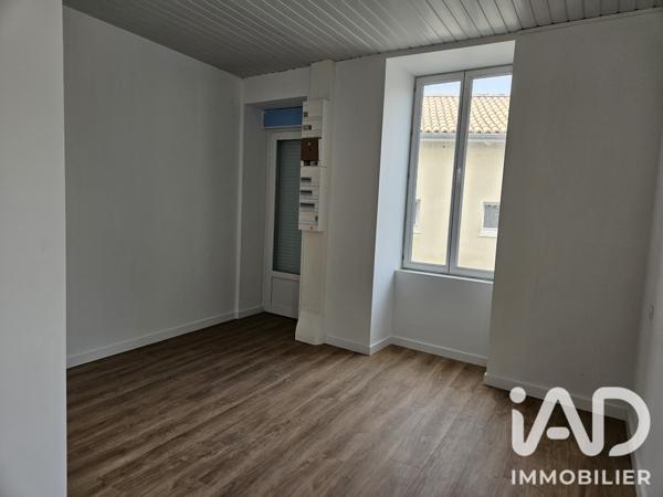 Location appartement 3 pièces 91 m² Pons