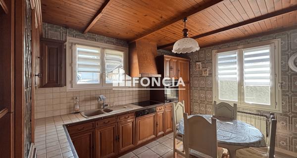 À vendre Maison 6 pièces 166.83 m² - Aiglun 04510