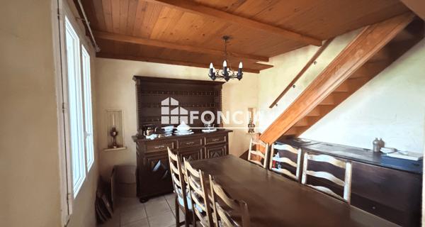 À vendre Maison 6 pièces 166.83 m² - Aiglun 04510