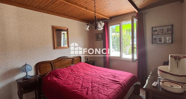 À vendre Maison 6 pièces 166.83 m² - Aiglun 04510
