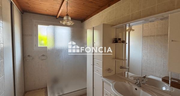 À vendre Maison 6 pièces 166.83 m² - Aiglun 04510