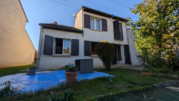 Exclusivité ? Maison T5 - 3 chambres + garage, TERRASSE et jardin ? opportunité à saisir à BRIVE OUEST !