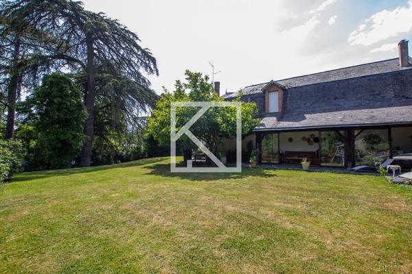 Maison Bourgeoise avec parc idyllique