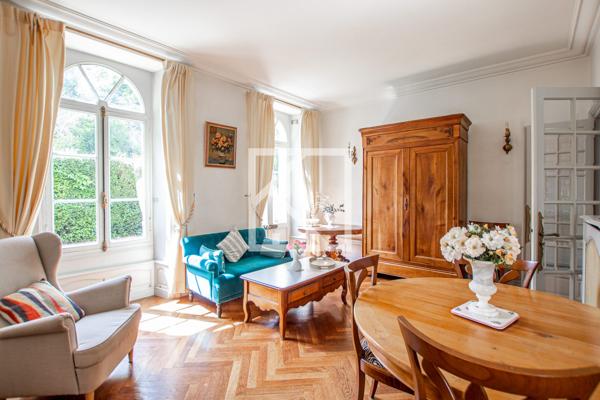 Maison Bourgeoise avec parc idyllique
