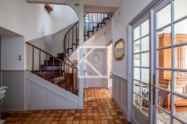 Maison Bourgeoise avec parc idyllique
