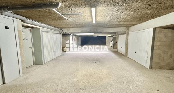 À vendre Parking 15 m² - Antony 92160