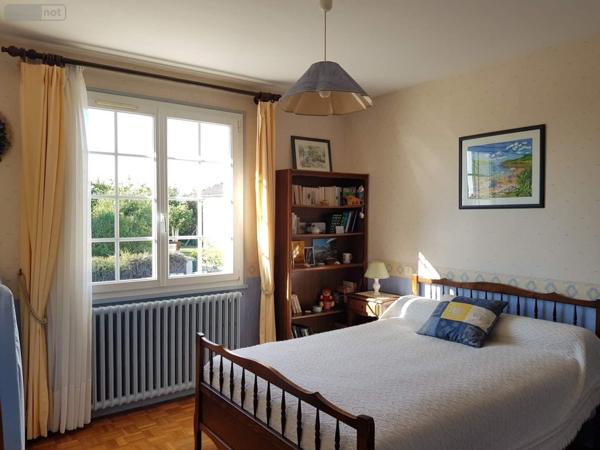 Maison à vendre à Neuville-de-Poitou dans la Vienne (86170), ref : L1956