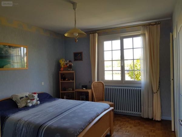 Maison à vendre à Neuville-de-Poitou dans la Vienne (86170), ref : L1956