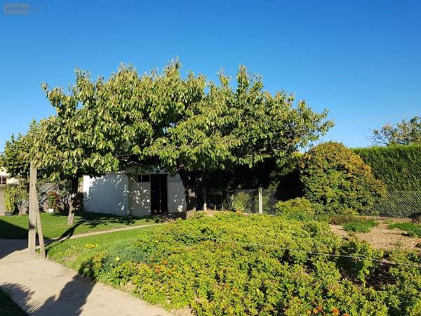 Maison à vendre à Neuville-de-Poitou dans la Vienne (86170), ref : L1956