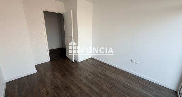 Location Appartement 4 pièces 77.41 m² - Roubaix 59100