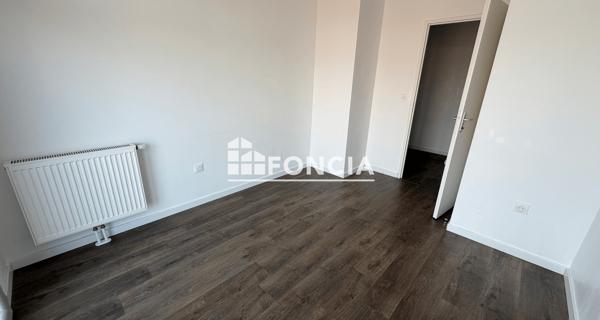 Location Appartement 4 pièces 77.41 m² - Roubaix 59100