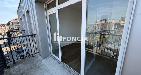 Location Appartement 4 pièces 77.41 m² - Roubaix 59100