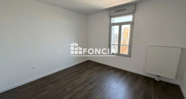 Location Appartement 4 pièces 77.41 m² - Roubaix 59100