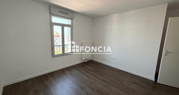 Location Appartement 4 pièces 77.41 m² - Roubaix 59100