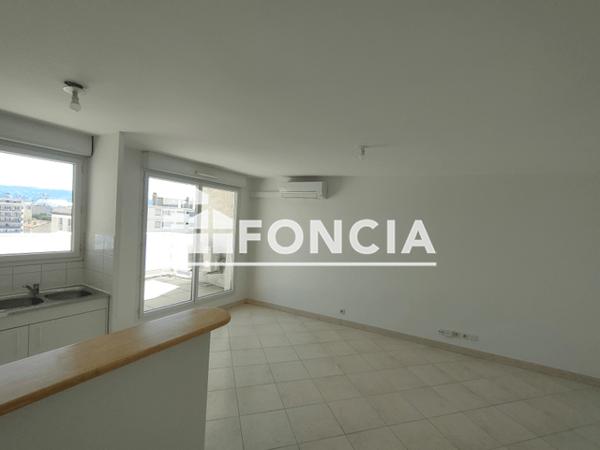 Location Appartement 3 pièces 60.3 m² - Marseille 13010