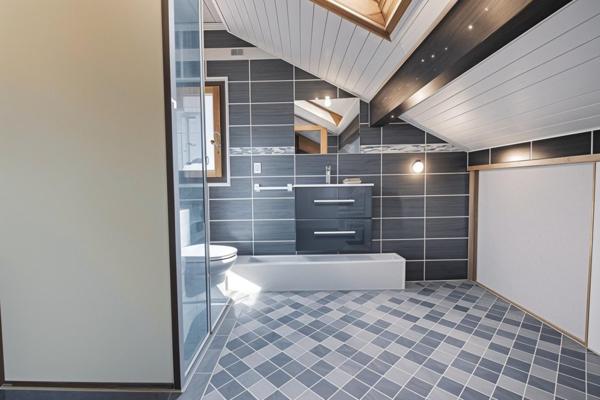 Maison à Lugrin, 74500 - 6 pièces 190m²