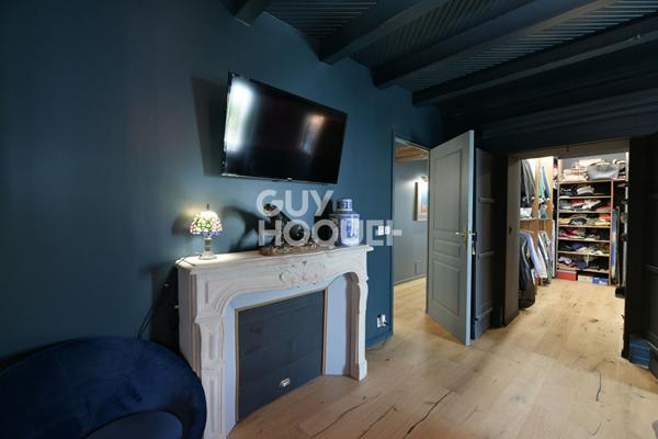 Maison 10 pièces (371 m²) à vendre à L HOUMEAU