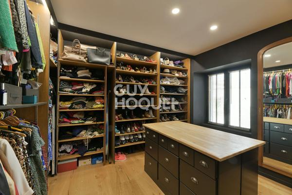 Maison 10 pièces (371 m²) à vendre à L HOUMEAU