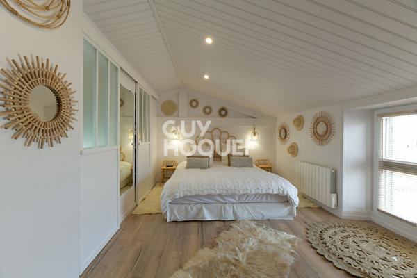 Maison 10 pièces (371 m²) à vendre à L HOUMEAU