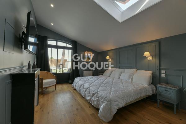 Maison 10 pièces (371 m²) à vendre à L HOUMEAU