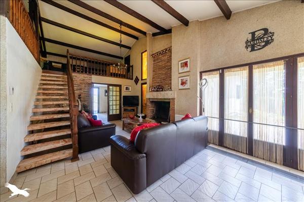 Maison à vendre |  Foulayronnes |  6 pièces | 158 m²