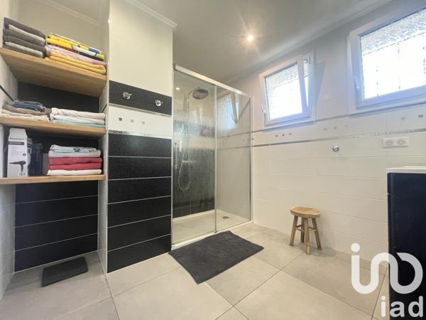 Maison 6 pièces de 134 m² à Chaumontel (95270)