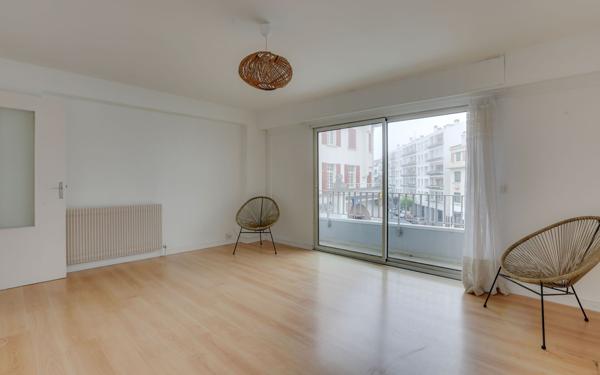 Appartement à vendre    2 pièces • 48,07 m2 Saint-Jean-de-Luz