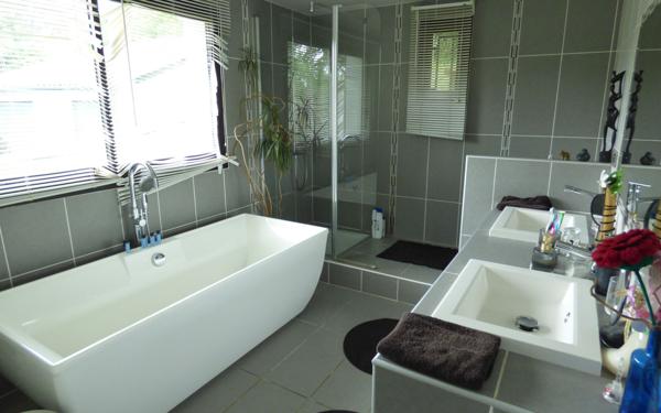 Maison à vendre    7 pièces • 215 m2 Saint-Pierre-d'Irube