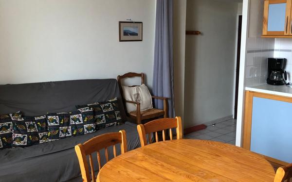 Appartement à louer    1 pièce • 44,65 m2 Rochefort