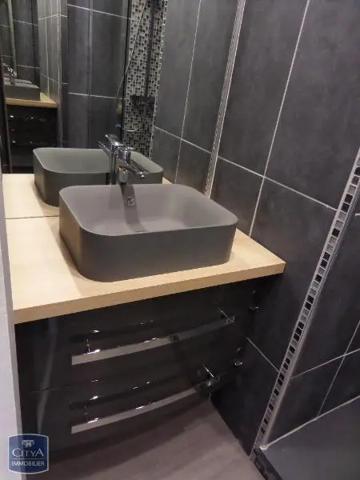 Appartement à louer 3 pièces 84.62m² Bourges (18000)