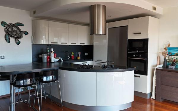 Appartement à vendre    4 pièces • 80,39 m2 Golfe Juan - Vallauris