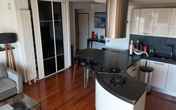 Appartement à vendre    4 pièces • 80,39 m2 Golfe Juan - Vallauris