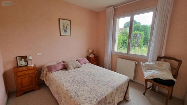 Maison à vendre à Jonzac en Charente-Maritime (17500), ref : 1904