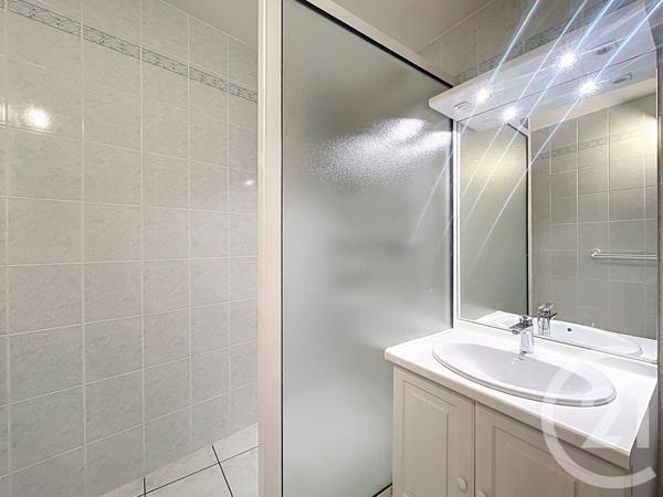 Appartement F5 à vendre  4 pièces - 136,09 m2 ESPALY ST MARCEL - 43