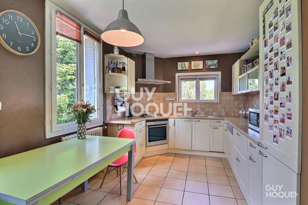 Maison T5 143 m² à vendre sur Ste-Foy-Les-Lyon