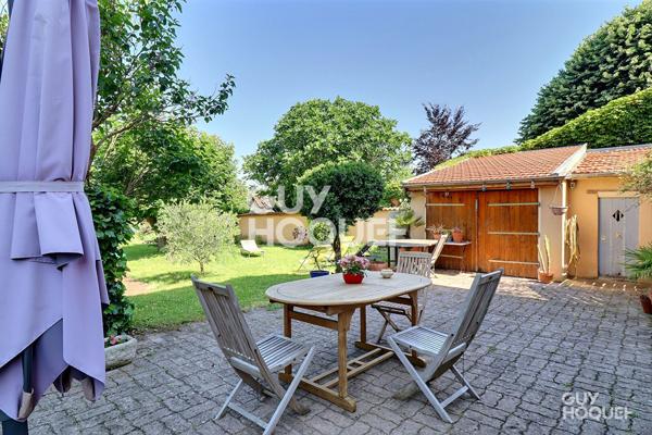 Maison T5 143 m² à vendre sur Ste-Foy-Les-Lyon