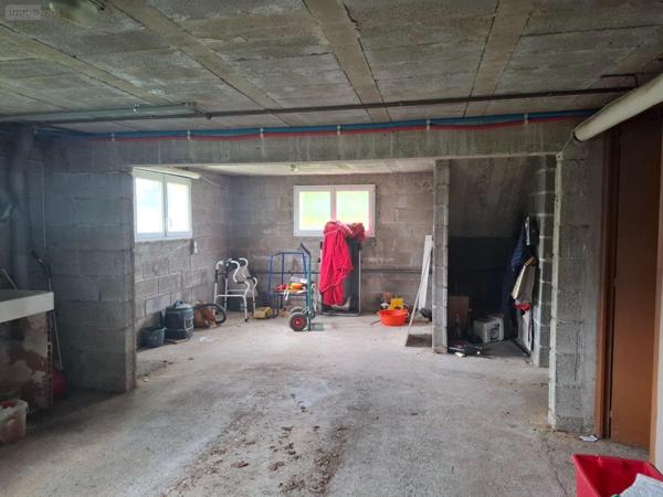 Maison de ville à vendre à Maël-Carhaix dans les Côtes-d'Armor (22340), ref : 22075-MA01622