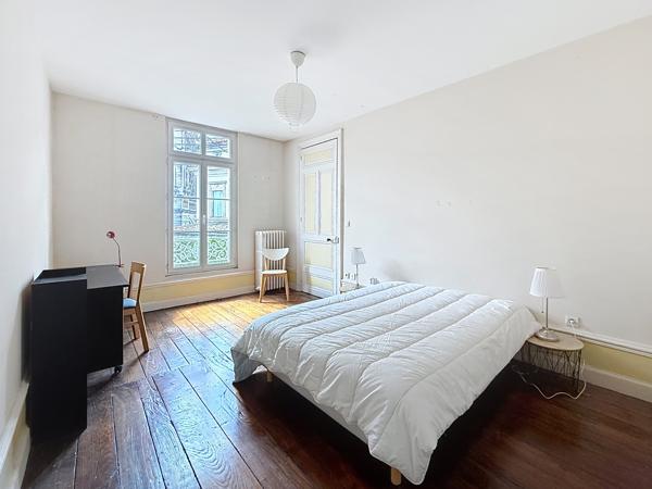 Superbe appartement F4 de 90m² en plein centre-ville d'Angoulême